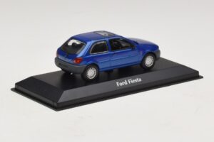 Ford Fiesta Mk4 Mėlyna Metalik Maxichamps 1:43 940085061 Metalas - nuotrauka 2 iš 5