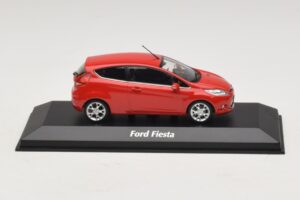 Ford Fiesta Mk7 Raudonas Maxichamps 1:43 940088000 Metalas