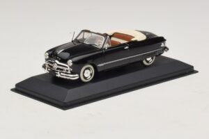 Ford FL Kabrioletas Juodas Minichamps 1:43 400082231 Metalas - nuotrauka 2 iš 5