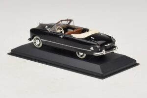 Ford FL Kabrioletas Juodas Minichamps 1:43 400082231 Metalas - nuotrauka 3 iš 5