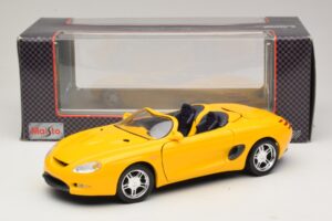 Ford Mustang Mach III Kabrioletas Geltonas Maisto 1:18 32815 Metalas - nuotrauka 8 iš 8