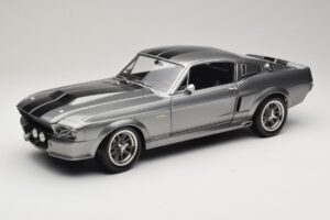 Ford Mustang Shelby GT500 Eleanor Pilka Metalik & Juodas KK-Scale 1:12 Ford Mustang Shelby GT500 Eleanor Pilka Metalik & Juodas KK-Scale 1:12 KKDC120171 Metalas