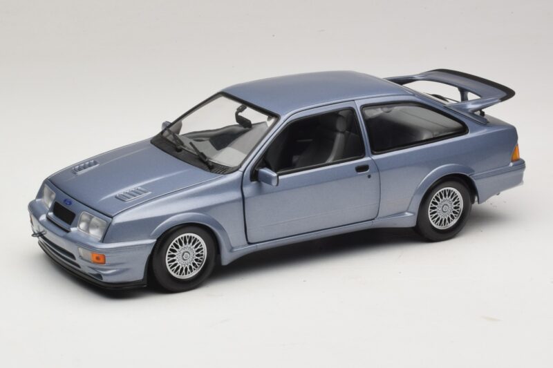 Ford Sierra RS Cosworth Mėlyna Minichamps 1:18 150084072 Metalas