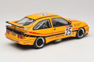 Ford Sierra RS500 #25 T. Longhurst / T. Mezera Bathurst 1000 Winner 1988 Pakaitinė Dėžė Biante 1:18 103888025-R1 Metalas - nuotrauka 3 iš 8