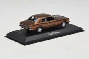 Ford Taunus TC Ruda Metalik Maxichamps 1:43 940081300 Metalas - nuotrauka 2 iš 5