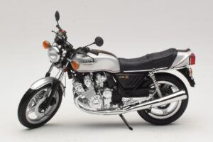 Honda CBX 1000 Sidabrinis Minichamps 1:12 08MDM-CBX-810A Metalas - nuotrauka 2 iš 6