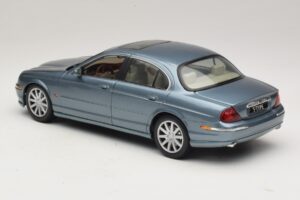 Jaguar S-Type X200 Mėlynas Maisto 1:18 31865 Metalas - nuotrauka 7 iš 8
