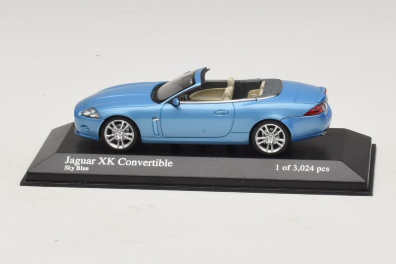 Jaguar XK X150 Kabrioletas Šviesiai Mėlyna Metalik Minichamps 1:43 Jaguar XK X150 Kabrioletas Šviesiai Mėlyna Metalik Minichamps 1:43 400130530 Metalas