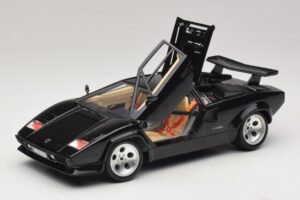 Lamborghini Countach 5000 Quattrovalvole Juodas Bburago 1:18 3337 Metalas - nuotrauka 2 iš 8