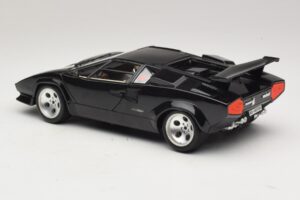 Lamborghini Countach 5000 Quattrovalvole Juodas Bburago 1:18 3337 Metalas - nuotrauka 7 iš 8