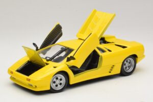 Lamborghini Diablo Geltonas Maisto 1:18 32803 Metalas - nuotrauka 2 iš 8
