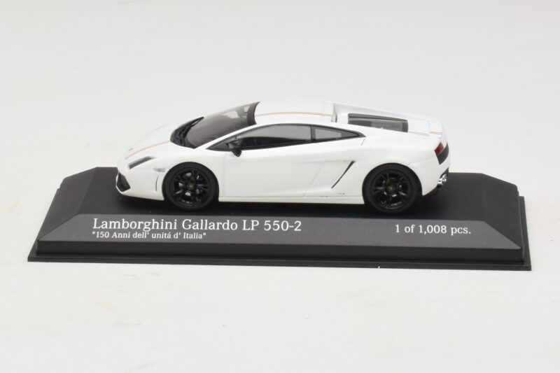Lamborghini Gallardo LP550-2 Tricolore Baltas Minichamps 1:43 Lamborghini Gallardo LP550-2 Tricolore Baltas Minichamps 1:43 400103801 Metalas