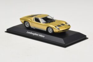 Lamborghini Miura P400 Auksinis Maxichamps 1:43 940103002 Metalas - nuotrauka 3 iš 5