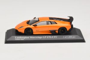 Lamborghini Murcielago LP670-4 SV Oranžinė Metalik Minichamps 1:43 400103942 Metalas