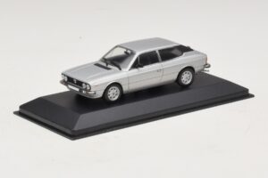 Lancia Beta HPE Sidabrinis Minichamps 1:43 400125711 Metalas - nuotrauka 2 iš 5