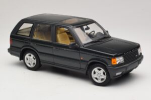 Land Rover Range Rover P38A 4.6 HSE Žalia Metalik AUTOart 1:18 70010 Metalas - nuotrauka 6 iš 8