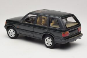 Land Rover Range Rover P38A 4.6 HSE Žalia Metalik AUTOart 1:18 70010 Metalas - nuotrauka 7 iš 8