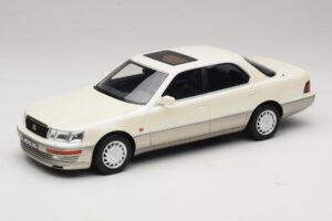 Lexus LS 400 XF10 Diamond White Pearl Otto 1:18 OT1277 Derva