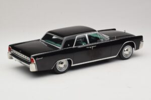 Lincoln Continental Juodas KK-Scale 1:18 KKDC181483 Metalas - nuotrauka 2 iš 6