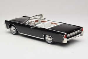 Lincoln Continental Convertible Juodas Bad Boys KK-Scale 1:18 KKDC181521 Metalas - nuotrauka 6 iš 7