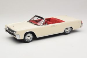Lincoln Continental Convertible Baltas John F. Kennedy KK-Scale 1:18 KKDC181523 Metalas