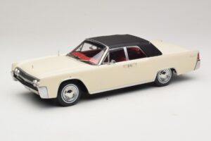 Lincoln Continental Convertible Baltas John F. Kennedy KK-Scale 1:18 KKDC181523 Metalas - nuotrauka 2 iš 7