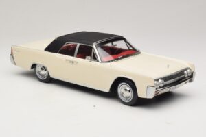 Lincoln Continental Convertible Baltas John F. Kennedy KK-Scale 1:18 KKDC181523 Metalas - nuotrauka 5 iš 7