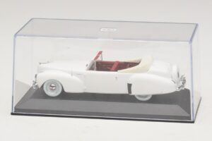 Lincoln Continental Kabrioletas Balta Minichamps 1:43 400082501 Metalas - nuotrauka 4 iš 5