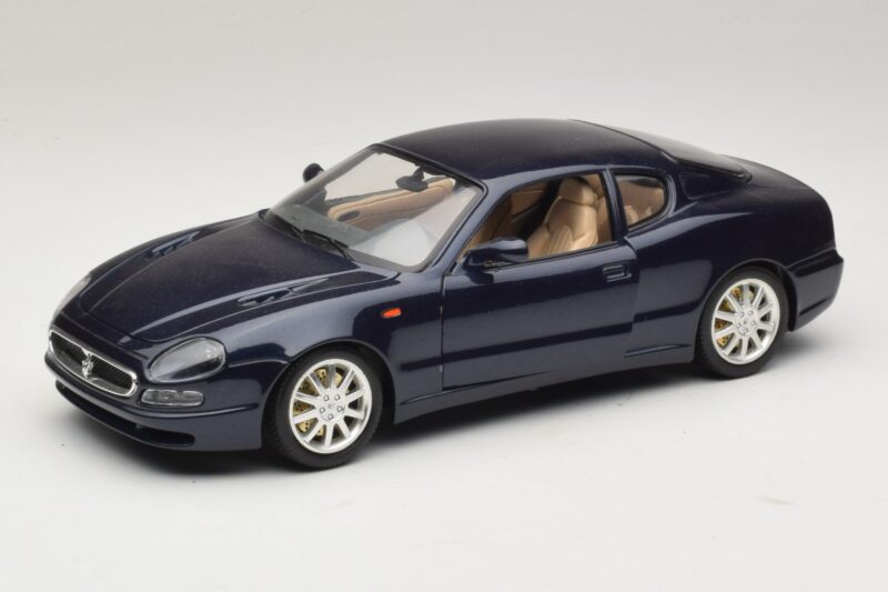 Maserati 3200 GT Mėlynas Bburago 1:18 3371-P1 Metalas