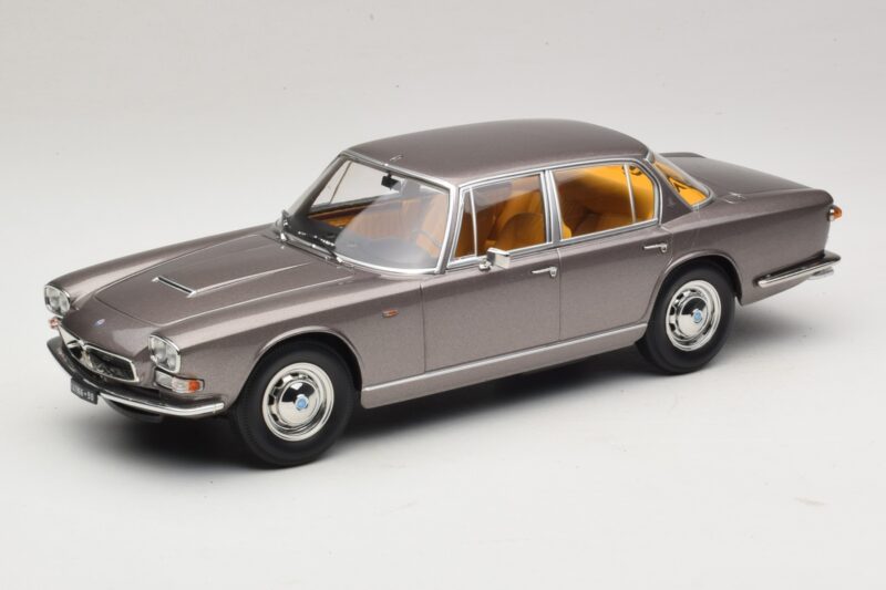 Maserati Quattroporte I Pilka Metalik KK-Scale 1:18 KKDC181511 Metalas