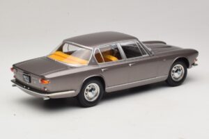 Maserati Quattroporte I Pilka Metalik KK-Scale 1:18 KKDC181511 Metalas - nuotrauka 2 iš 6