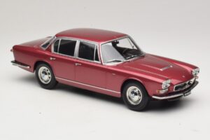 Maserati Quattroporte I Raudona Metalik KK-Scale 1:18 KKDC181512 Metalas - nuotrauka 4 iš 6