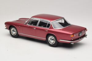 Maserati Quattroporte I Raudona Metalik KK-Scale 1:18 KKDC181512 Metalas - nuotrauka 5 iš 6