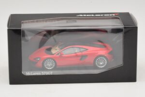 McLaren 570GT Vermillion Red Minichamps 1:43 537154522 Metalas - nuotrauka 5 iš 5