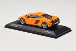 McLaren 675LT Oranžinis Minichamps 1:43 537154421 Metalas - nuotrauka 3 iš 5