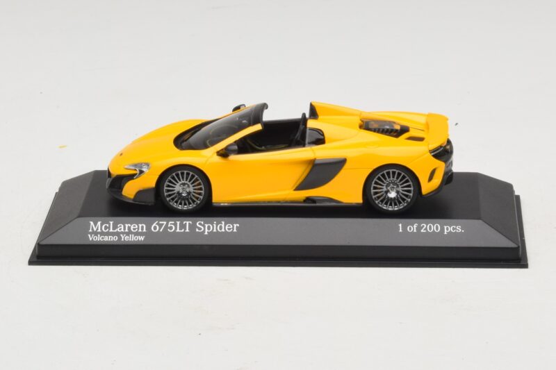 McLaren 675LT Spider Volcano Yellow Minichamps 1:43 McLaren 675LT Spider Volcano Yellow Minichamps 1:43 537154430 Metalas
