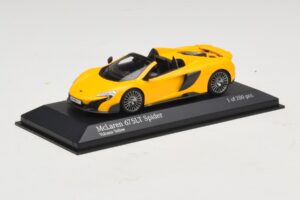 McLaren 675LT Spider Volcano Yellow Minichamps 1:43 537154430 Metalas - nuotrauka 2 iš 5