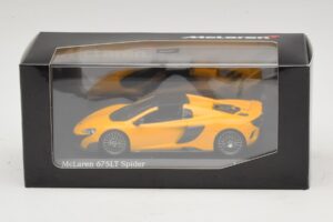 McLaren 675LT Spider Volcano Yellow Minichamps 1:43 537154430 Metalas - nuotrauka 5 iš 5