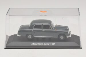 Mercedes 180 W120 Pilkas Maxichamps 1:43 940033100 Metalas - nuotrauka 4 iš 5