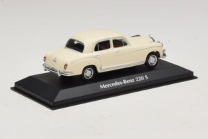 Mercedes 220 S W180 Baltas Maxichamps 1:43 940033000 Metalas - nuotrauka 2 iš 5