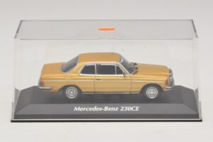 Mercedes 230 CE C123 Auksinė Metalik Maxichamps 1:43 940032220 Metalas - nuotrauka 4 iš 5