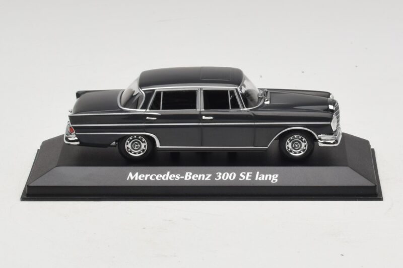 Mercedes 300 SE W112 Lang Tamsiai Pilkas Maxichamps 1:43 940035201 Metalas