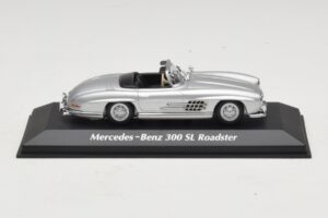 Mercedes 300 SL W198 Roadster Sidabrinis Maxichamps 1:43 940039030 Metalas