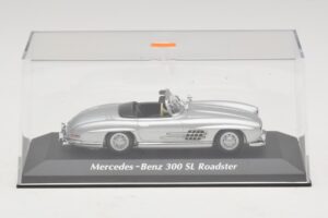 Mercedes 300 SL W198 Roadster Sidabrinis Maxichamps 1:43 940039030 Metalas - nuotrauka 4 iš 5
