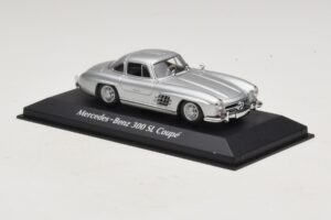 Mercedes 300 SL W198 Sidabrinis Maxichamps 1:43 940039000 Metalas - nuotrauka 3 iš 5