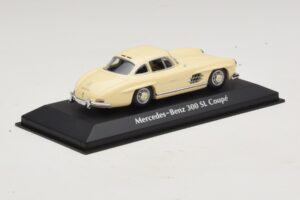 Mercedes 300 SL W198 Baltas Maxichamps 1:43 940039002 Metalas - nuotrauka 2 iš 5
