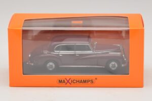 Mercedes 300 W186 Tamsiai Raudonas Maxichamps 1:43 940039060 Metalas - nuotrauka 5 iš 5