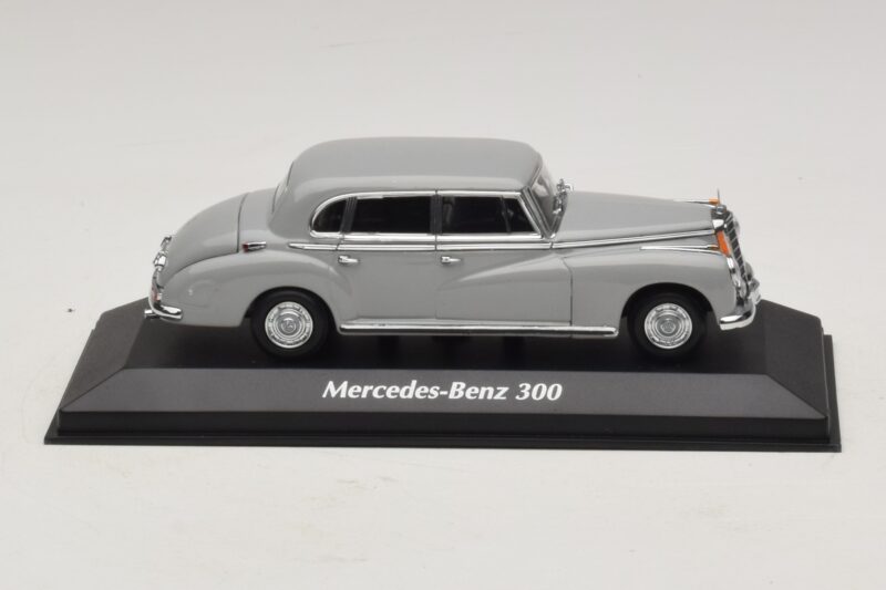 Mercedes 300 W186 Pilkas Maxichamps 1:43 Mercedes 300 W186 Pilkas Maxichamps 1:43 940039061 Metalas
