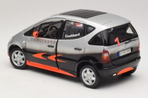 Mercedes A-Class W168 D. Coulthard Sidabrinė Maisto 1:18 35841 Metalas - nuotrauka 7 iš 8