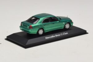 Mercedes C-Class W202 Žalia Metalik Maxichamps 1:43 940037061 Metalas - nuotrauka 2 iš 5